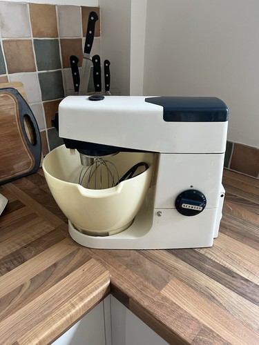 Nice vintage kenwood chef 701a - kenwood,