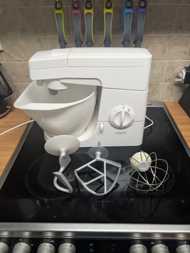 Kenwood chef food mixer - kenwood, km300